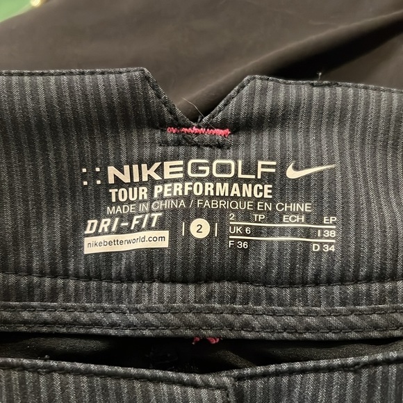 Nike Tour Performance Dri-Fit Gray and black striped Golf skort size 2 - Picture 14 of 16